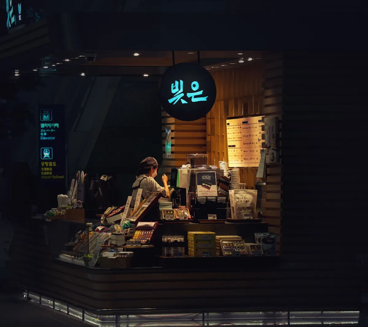 Mercia Quarter Independent Coffee Shops Compared: Prices, Wi-Fi and Seating